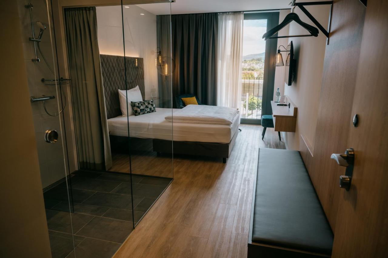 Loom Hotel & Skybar Eislingen Buitenkant foto