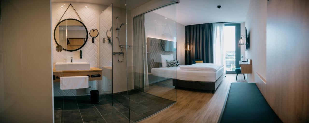 Loom Hotel & Skybar Eislingen Buitenkant foto